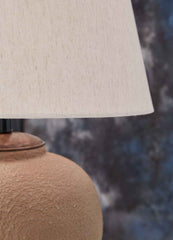 Scantor - Metal Table Lamp - Rust