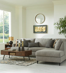 Santasia 2-Piece Sectional with Chaise