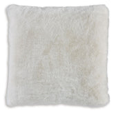 Gariland - Faux Fur Pillow