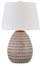 Darrich - Metal Table Lamp - Beige / White