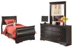 Huey Vineyard Full Sleigh Bed with Dresser and Mirror