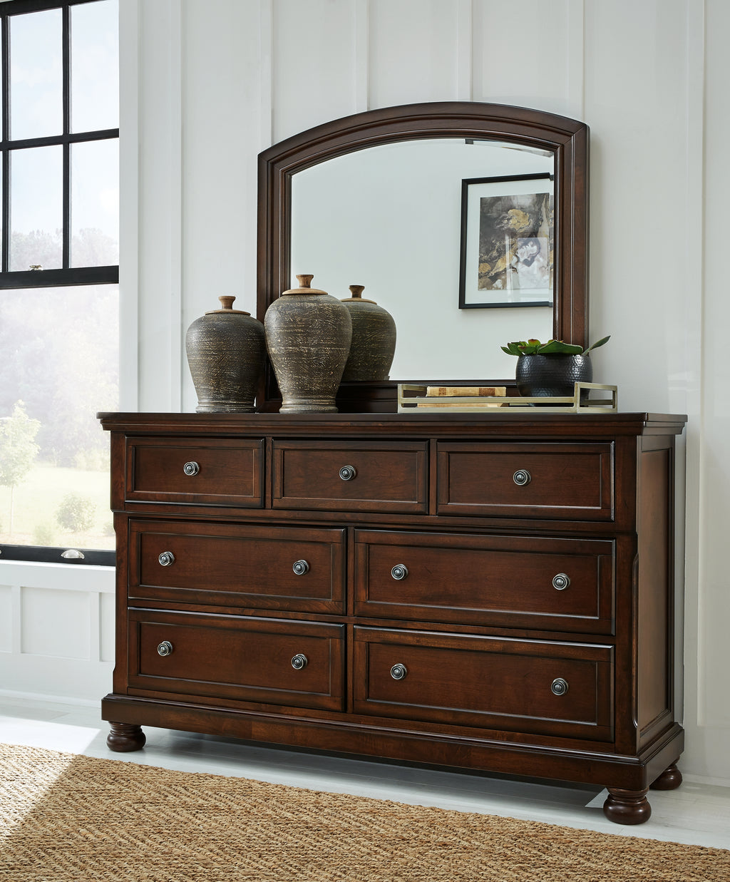 Porter dresser shop