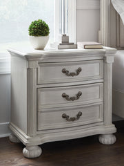 Montelaine Nightstand
