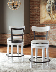 Valebeck Counter Height Barstool (Set of 2)