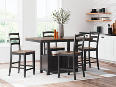 Wildenauer Counter Height Dining Table and 4 Barstools