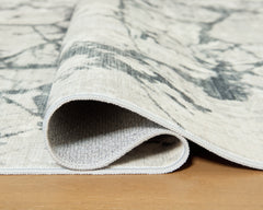 Tobinbury Washable 5' x 7' Area Rug
