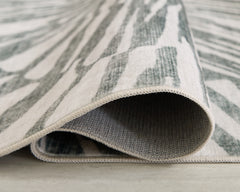 Verland Washable 5' x 7' Area Rug