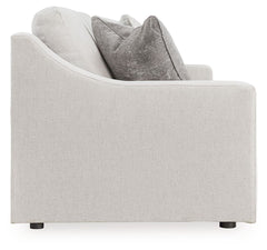 Maitelynn - Sofa - Chalk