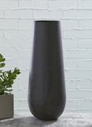 Fynn Vase