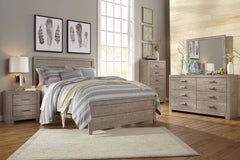 Culverbach Queen Panel Bed with Dresser and Mirror, Chest and 2 Nightstands