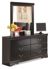 Huey Vineyard Queen Sleigh Headboard with Dresser, Mirror and 2 Nightstands