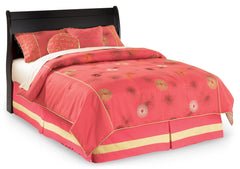 Huey Vineyard Full Sleigh Headboard, Chest and Nightstand