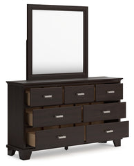 Covetown Twin Panel Bed, Dresser and Mirror