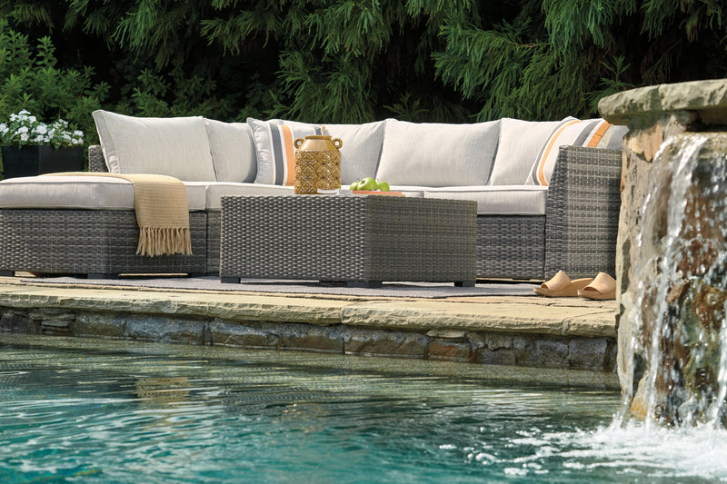 Cherry Point 4-piece Outdoor Sectional Set