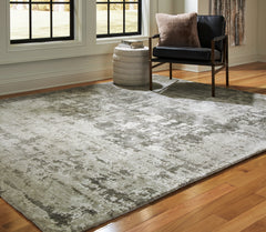 Valmontic 8' x 10' Rug