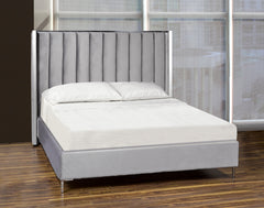 Toby King Bed